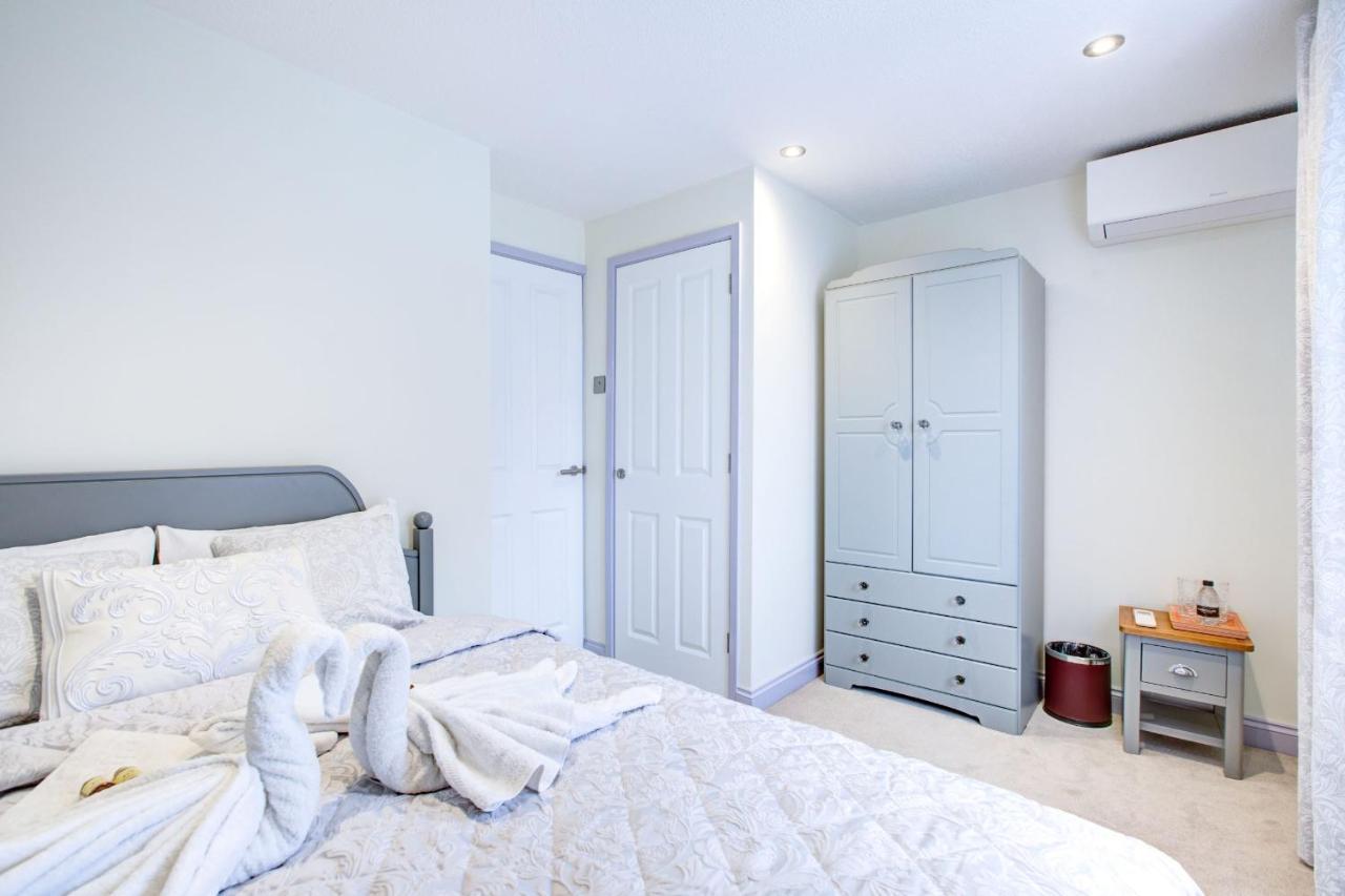 2 Bedroom Luxury House In Villa *